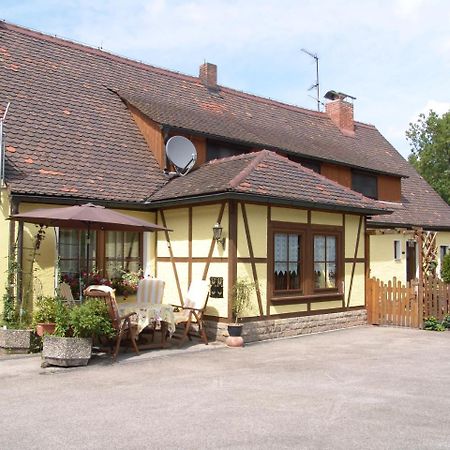 Gaestehaus "Gisela" Im Fuerstlichen Fischhaus Schillingsfürst Zewnętrze zdjęcie