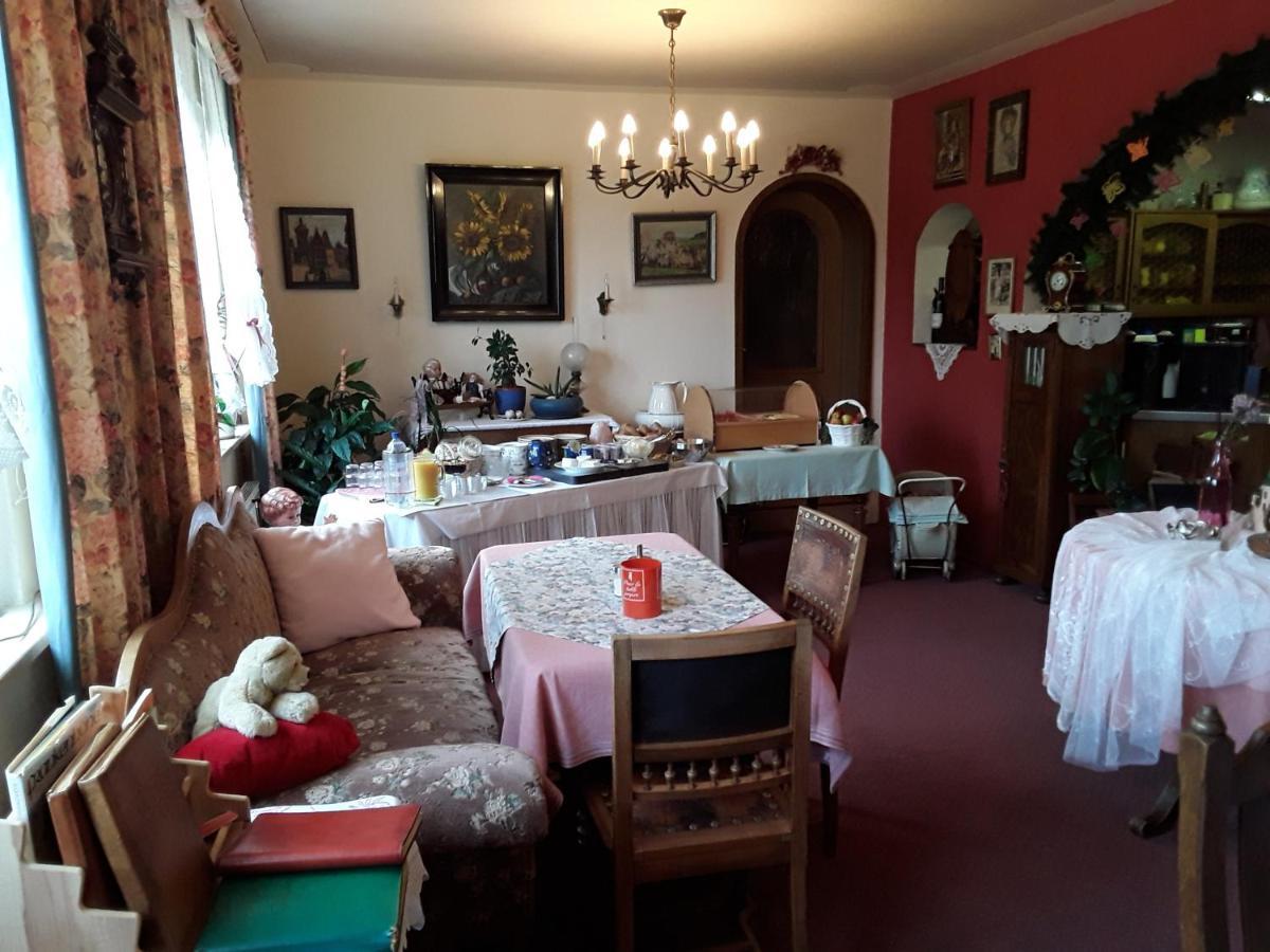 Gaestehaus "Gisela" Im Fuerstlichen Fischhaus Schillingsfürst Zewnętrze zdjęcie
