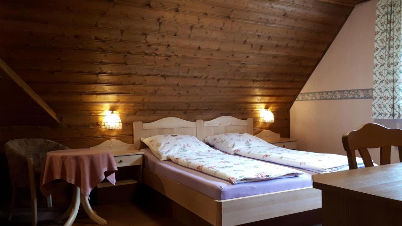 Gaestehaus "Gisela" Im Fuerstlichen Fischhaus Schillingsfürst Zewnętrze zdjęcie