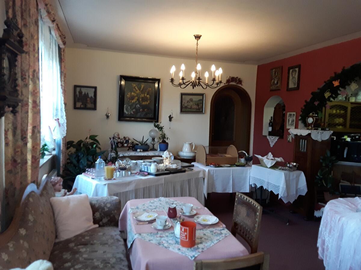 Gaestehaus "Gisela" Im Fuerstlichen Fischhaus Schillingsfürst Zewnętrze zdjęcie