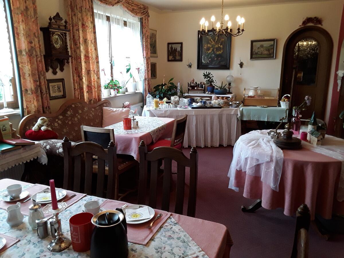 Gaestehaus "Gisela" Im Fuerstlichen Fischhaus Schillingsfürst Zewnętrze zdjęcie